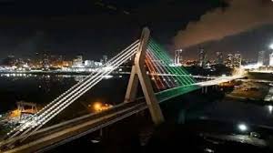 Article : Le pont ivoirien fait son buzz
